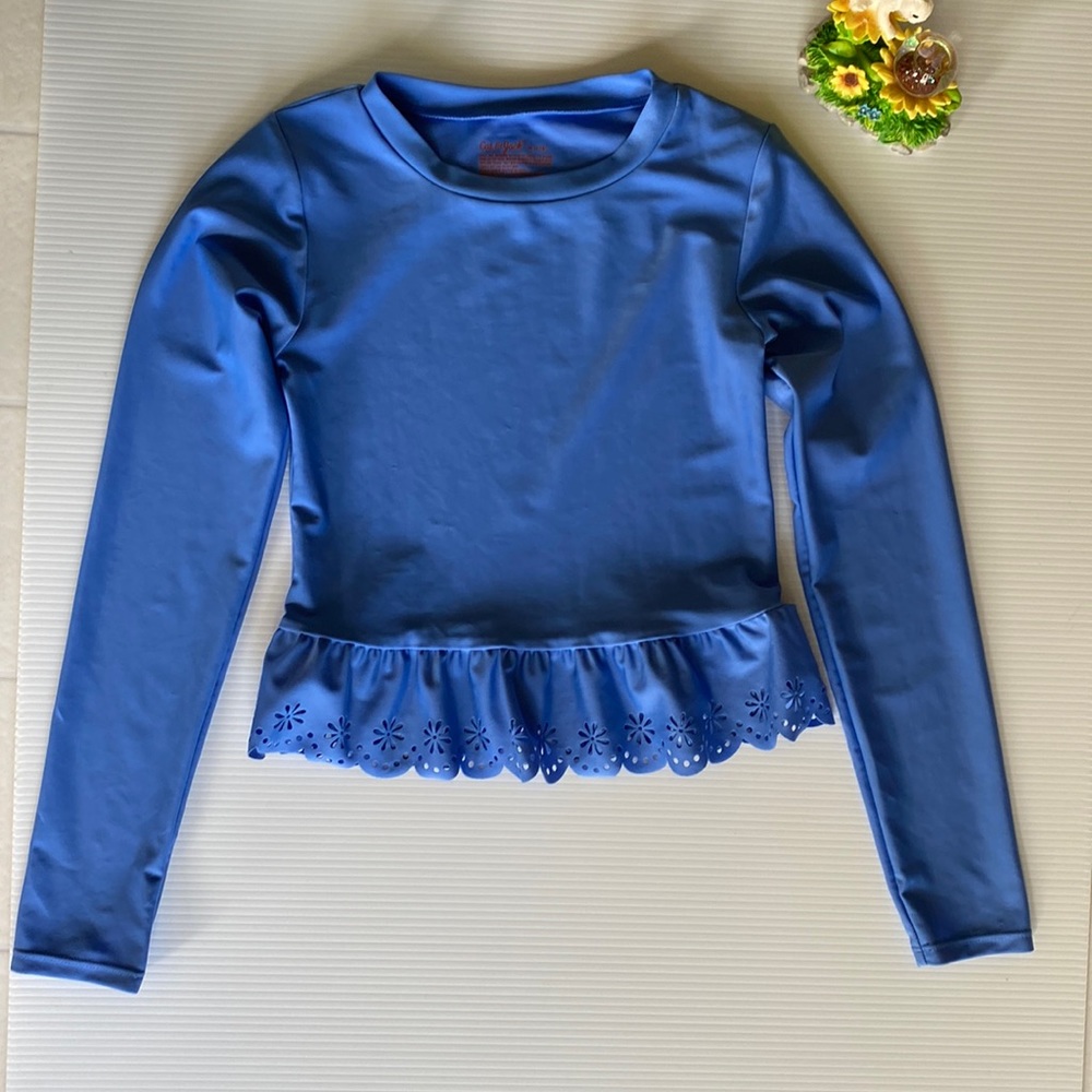 Cat & Jack size 7/8 really cute girls blue pullover top